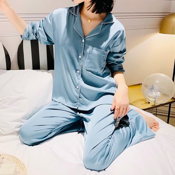 New! Baby Pink Silky Satin Pajama Set - Picture 5 of 7